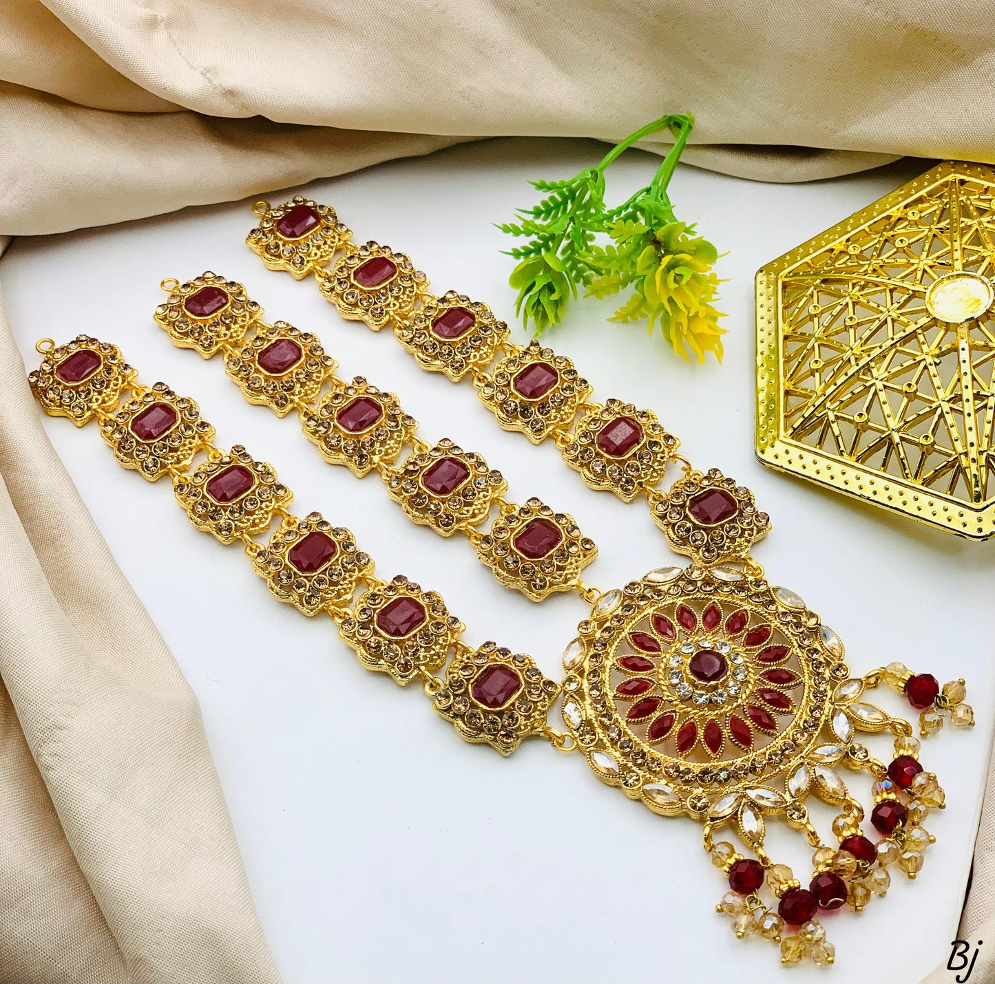 Fancy Bridal Mathapatti