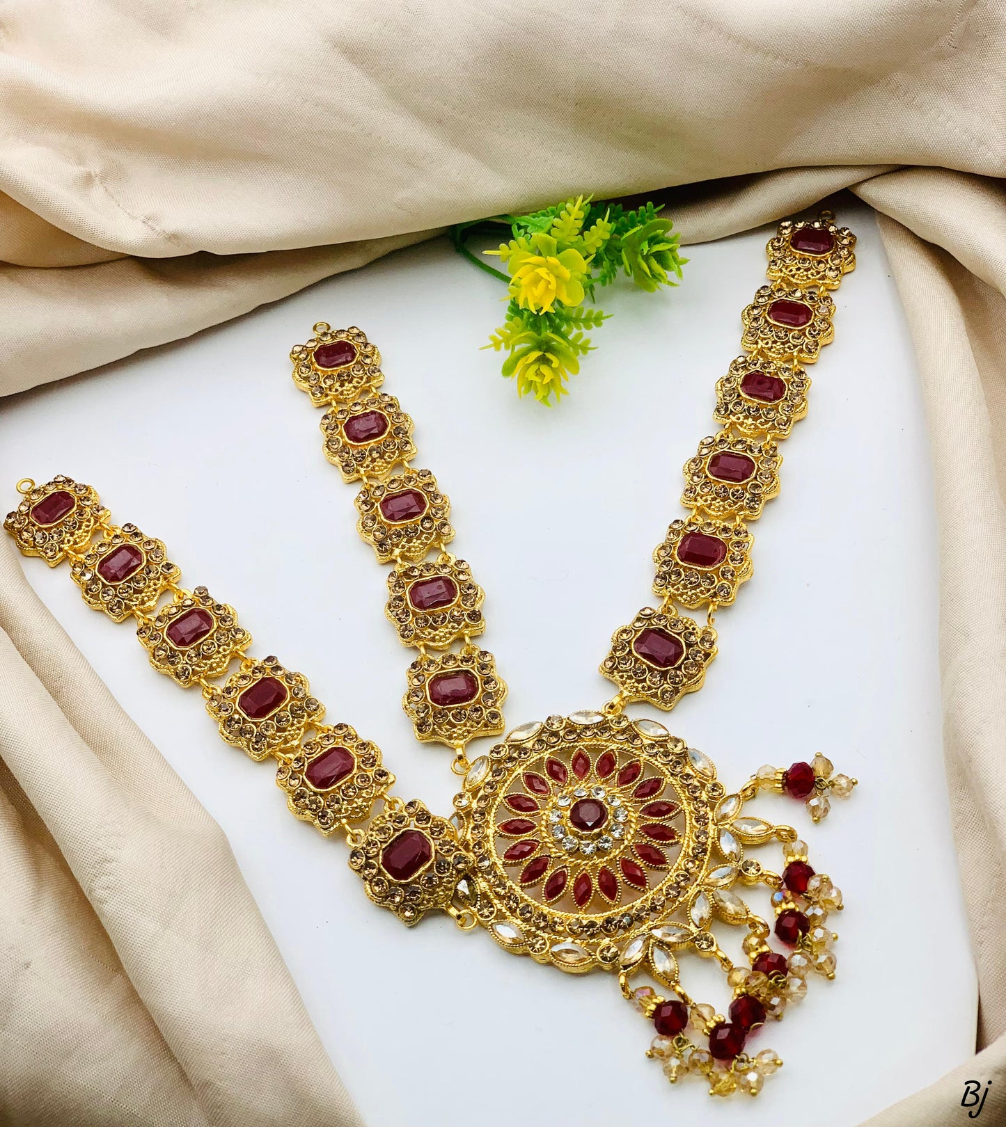 Fancy Bridal Mathapatti